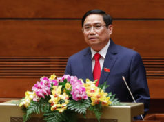 Prime Minister warns Vietnam economy facing more risks in 2022 Vietnam economy facing more risks in 2022